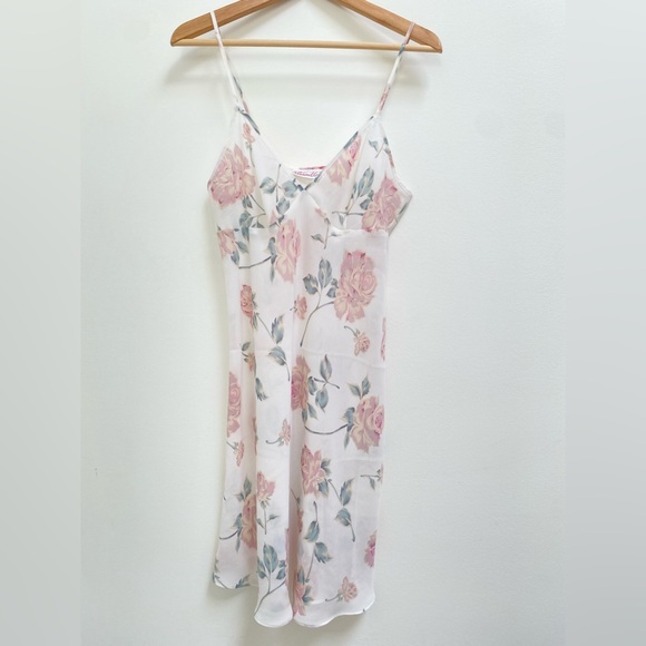 Versailles Other - Versailles Pink Floral Slip with Spaghetti Straps